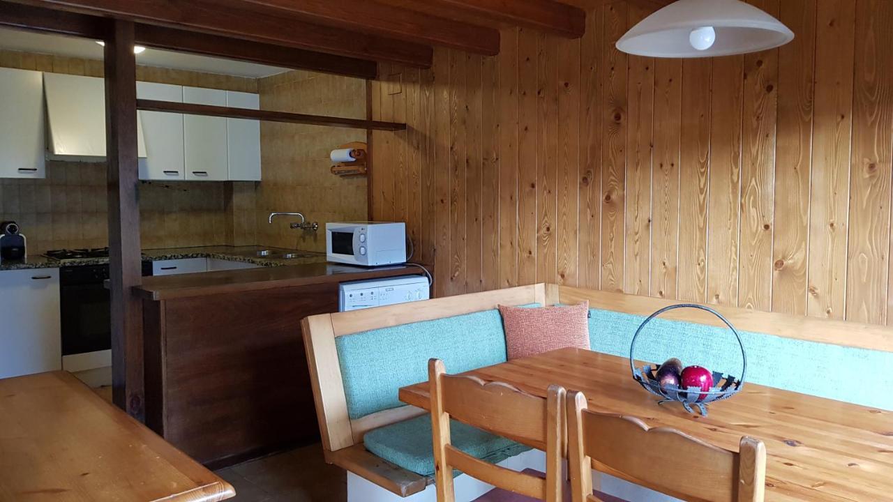 Molló Apartamentos Rurales Les Barnedes מראה חיצוני תמונה